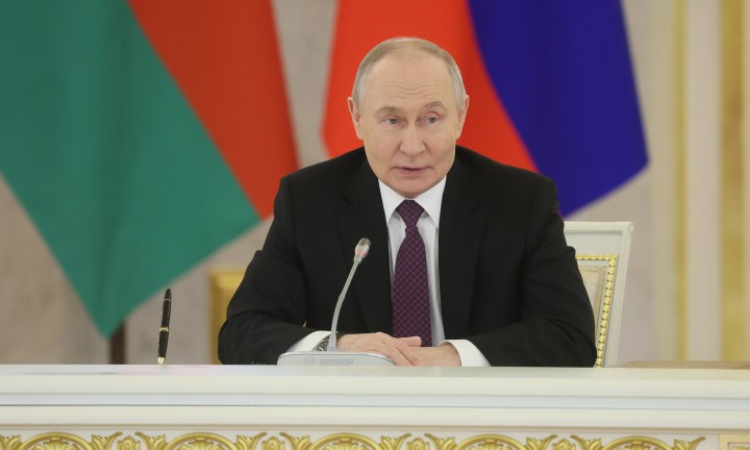 Spectator: Британското разузнаване предупредило Тръмп, че Путин не иска да сложи край на войната